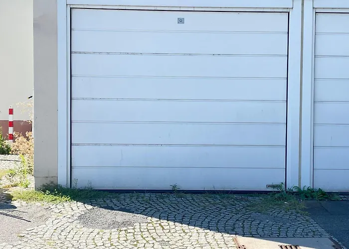 Zentral Boxspringbetten Garage Rhein Διαμέρισμα *